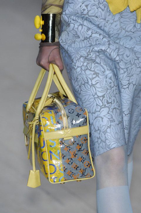 Yellow, Bag, Style, Shoulder bag, Luggage and bags, Tote bag, Strap, Fashion design, Handbag, Pattern, 