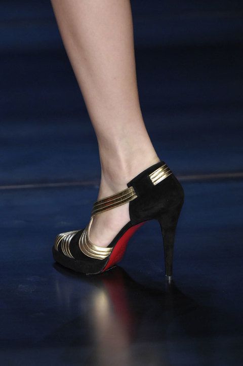 Human leg, Joint, High heels, Sandal, Fashion, Foot, Black, Basic pump, Dancing shoe, Bridal shoe, 
