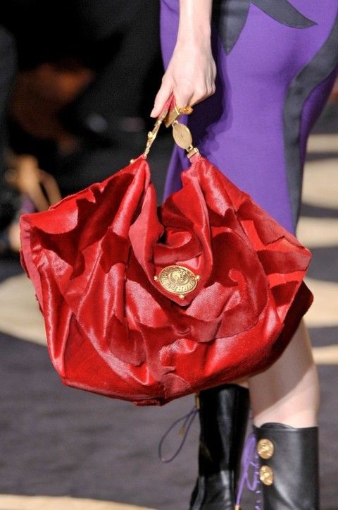 Bag, Textile, Red, Style, Shoulder bag, Fashion, Purple, Luggage and bags, Magenta, Violet, 