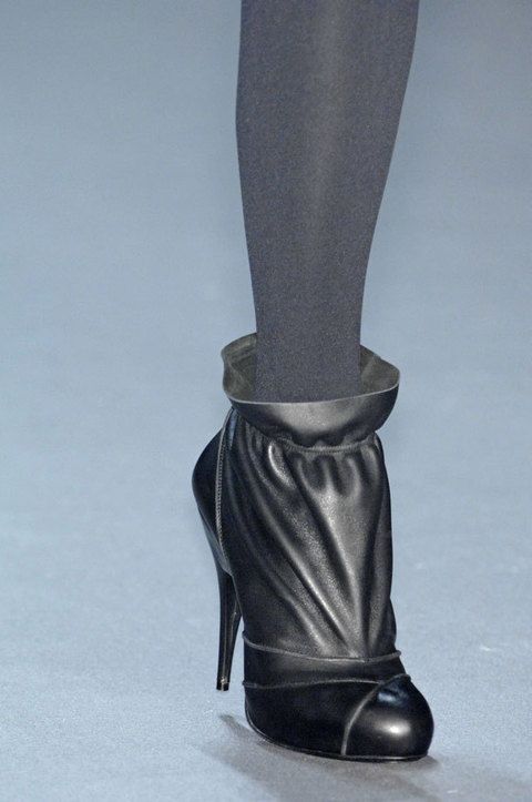 Textile, Boot, Costume accessory, Fashion, Black, Leather, Knee-high boot, Tights, Riding boot, Fashion design, 
