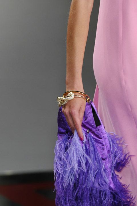 Purple, Wrist, Violet, Magenta, Pink, Lavender, Fashion, Costume accessory, Feather, Natural material, 