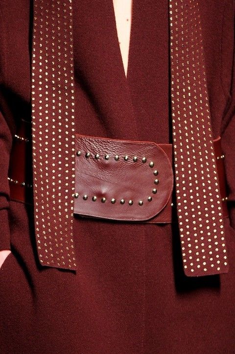 Collar, Textile, Pattern, Blazer, Maroon, Button, Embellishment, Pattern, 