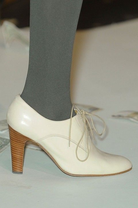 Footwear, Joint, White, High heels, Tan, Fashion, Basic pump, Grey, Beige, Close-up, 