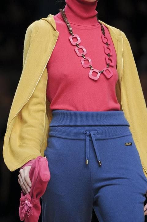 Human body, Sleeve, Textile, Joint, Outerwear, Jewellery, Magenta, Fashion, Costume accessory, Waist, 