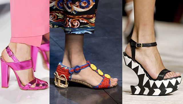 Footwear, Leg, Blue, Human leg, Shoe, Joint, Sandal, Style, Pattern, Fashion accessory, 