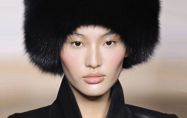 Nose, Lip, Chin, Textile, Fur clothing, Black hair, Headgear, Costume accessory, Natural material, Animal product, 