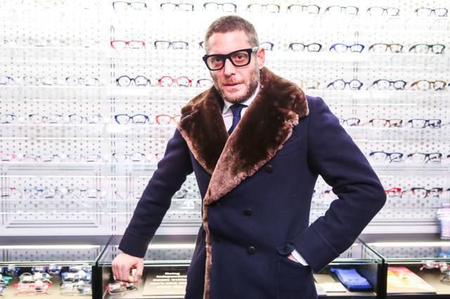 Eyewear, Vision care, Glasses, Product, Coat, Collar, Outerwear, Dress shirt, Formal wear, Suit, 