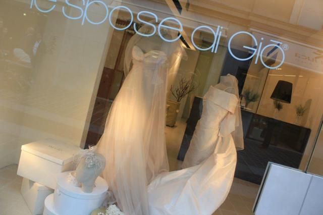 Sculpture, Wedding dress, Display window, Transparent material, Gown, Plastic, 
