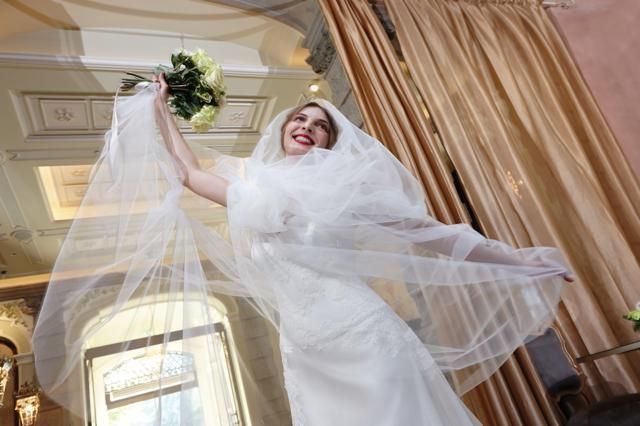 Bridal veil, Veil, Bridal clothing, Textile, Photograph, Wedding dress, Bride, Gown, Dress, Tradition, 
