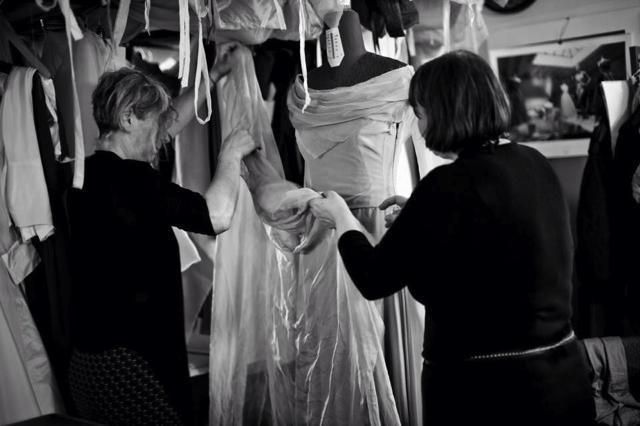 Style, Monochrome, Gown, Black-and-white, Ceremony, Monochrome photography, Bridal clothing, Back, Wedding dress, Ritual, 