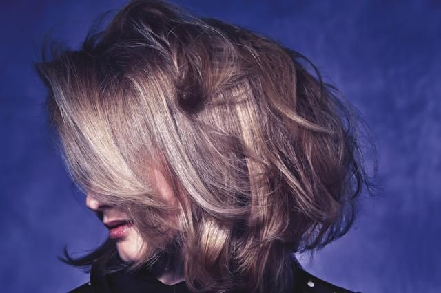 Hairstyle, Electric blue, Jacket, Step cutting, Feathered hair, Tooth, Layered hair, Brown hair, Portrait photography, Wings, 