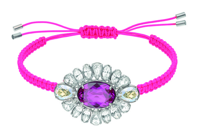 Jewellery, Magenta, Fashion accessory, Violet, Purple, Pink, Red, Body jewelry, Natural material, Fashion, 