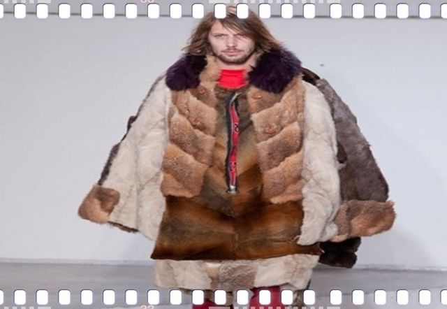 Fur clothing, Textile, Photograph, Jacket, Coat, Winter, Natural material, Animal product, Fashion, Street fashion, 