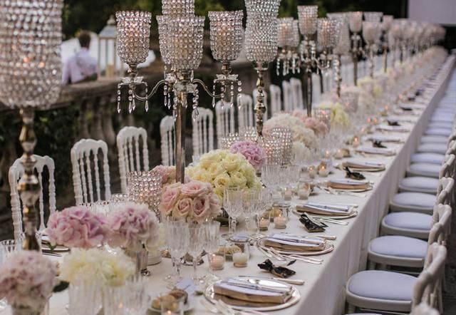 Tablecloth, Dishware, Stemware, Pink, Glass, Drinkware, Decoration, Linens, Tableware, Function hall, 