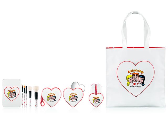 Text, Logo, Carmine, Shopping bag, Bag, Paper bag, Material property, Graphics, Shoulder bag, Label, 