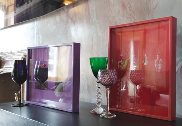 Glass, Barware, Stemware, Transparent material, Display case, Wine glass, Interior design, Champagne stemware, Collection, Transparency, 