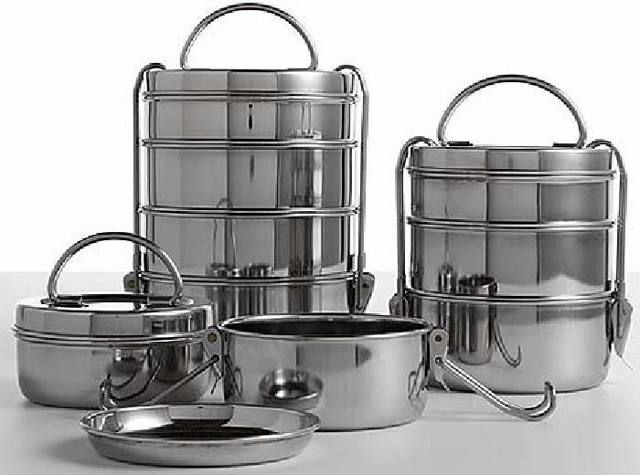 Product, Cookware and bakeware, Metal, Lid, Kitchen appliance accessory, Saucepan, Stock pot, Serveware, Aluminium, Silver, 