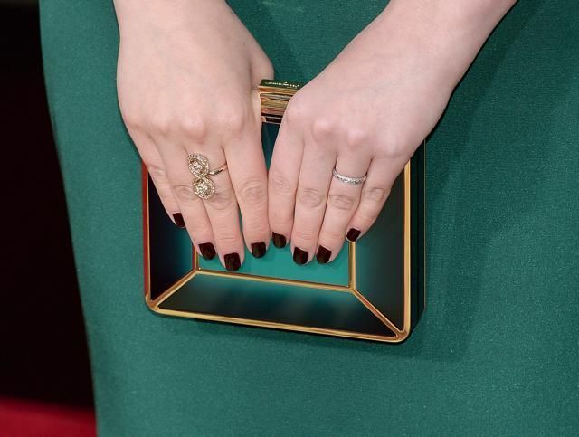 Finger, Green, Wrist, Joint, Jewellery, Nail, Teal, Thumb, Holding hands, Metal, 