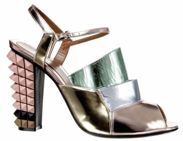 Sandal, High heels, Tan, Beige, Material property, Metal, Design, Slingback, Bridal shoe, Basic pump, 