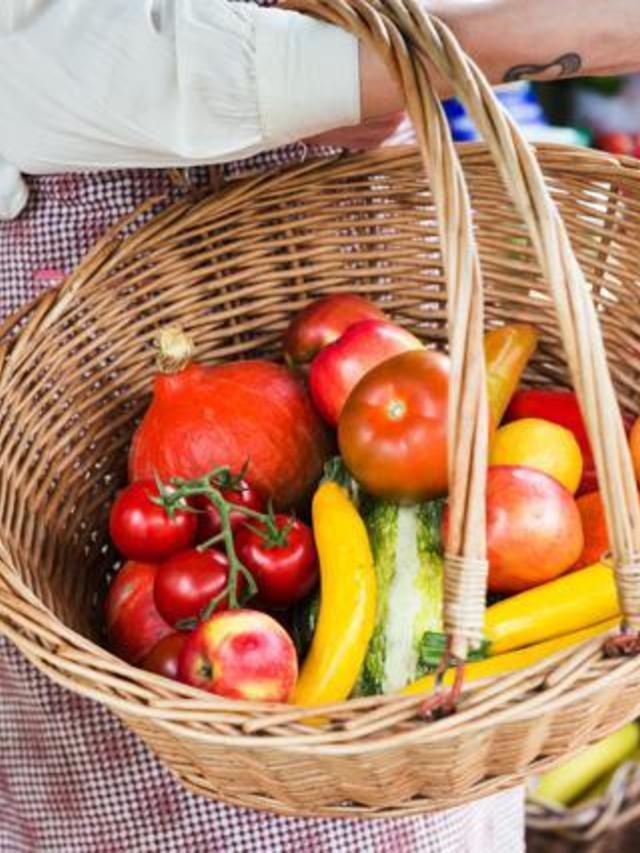 Local food, Food, Whole food, Natural foods, Ingredient, Produce, Basket, Fruit, Vegan nutrition, Storage basket, 