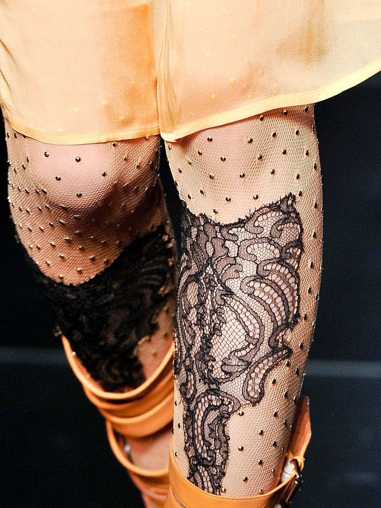 Human leg, Joint, Pattern, Thigh, Calf, Tattoo, Peach, Lace, Temporary tattoo, Henna, 