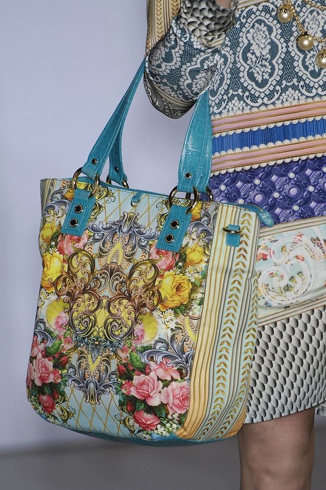 Blue, Bag, Pattern, Style, Fashion accessory, Luggage and bags, Shoulder bag, Fashion, Teal, Aqua, 
