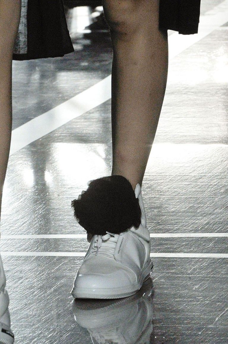 Leg, Human leg, Shoe, Joint, Floor, Style, Monochrome, Black, Grey, Calf, 