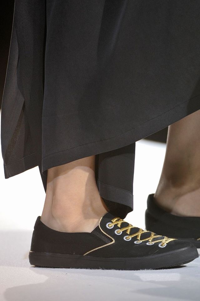 Brown, Shoe, Human leg, Style, Tan, Fashion, Black, Grey, Foot, Walking shoe, 