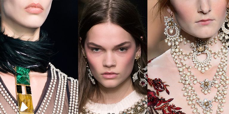 Gucci e Chanel: collane, orecchini, gioielli Cruise 2023