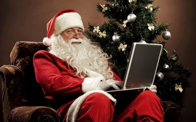 Facial hair, Human, Event, Santa claus, Human body, Sitting, Winter, Moustache, Beard, Christmas eve, 