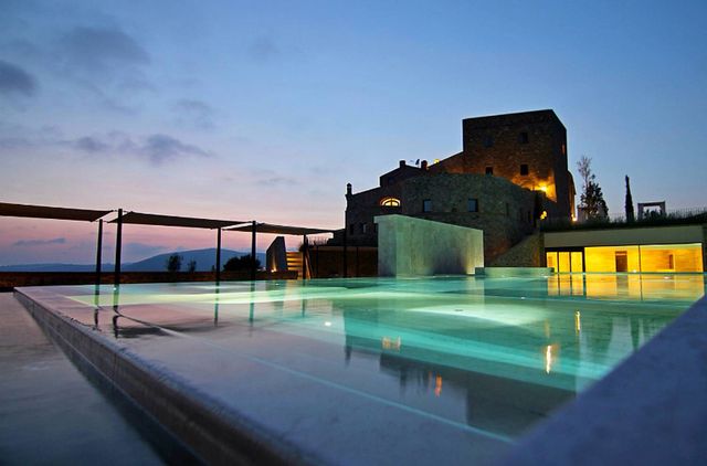 Swimming pool, Reflection, Evening, Dusk, Resort, Reflecting pool, Resort town, Spa town, Thermae, Medieval architecture, 
