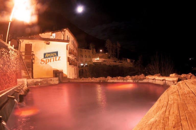 Aperitivo e open party a QC Terme Bagni Vecchi di Bormio tra neve e ... Aperitivo e open party a QC Terme Bagni Vecchi di Bormio tra neve e ...