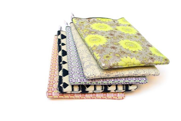 Rectangle, Home accessories, Beige, Linens, Visual arts, Square, Rug, Mat, Napkin, Placemat, 