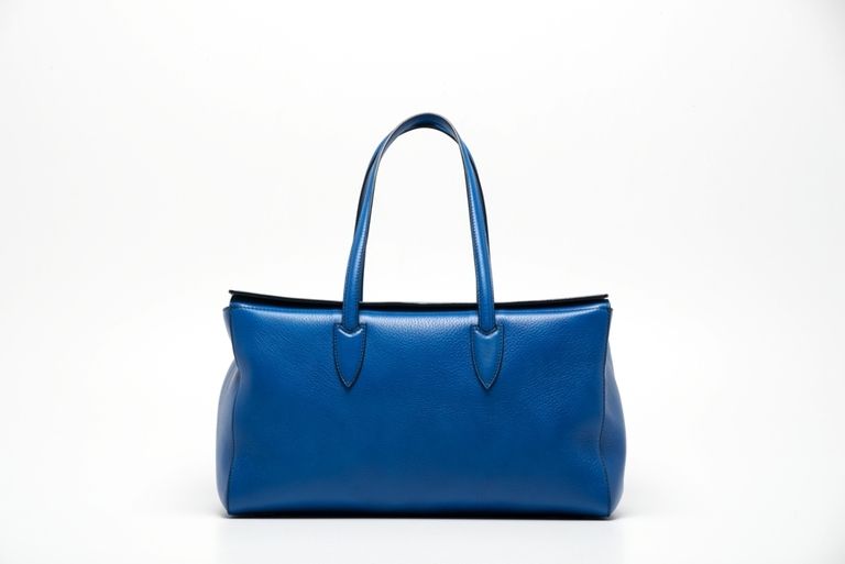 Blue, Bag, White, Fashion accessory, Style, Electric blue, Luggage and bags, Shoulder bag, Azure, Handbag, 