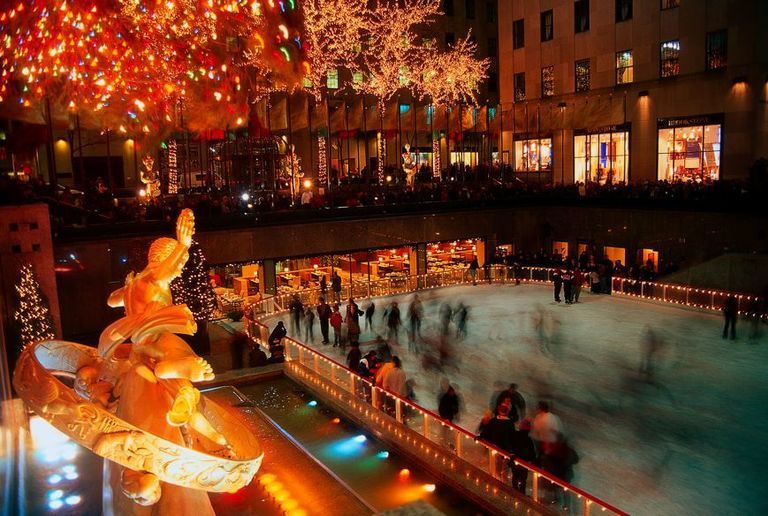 Lighting, Holiday, Christmas decoration, Christmas, Electricity, Christmas lights, Tradition, Festival, Ice rink, Christmas eve, 