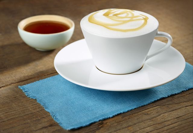 Serveware, Cup, Drinkware, Drink, Dishware, Coffee cup, Ingredient, Single-origin coffee, Coffee, Caffè macchiato, 