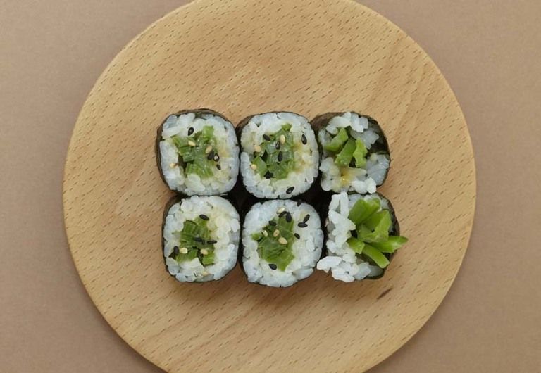 Cuisine, Sushi, Dishware, Food, White rice, Plate, Rice, Steamed rice, Gimbap, Ingredient, 
