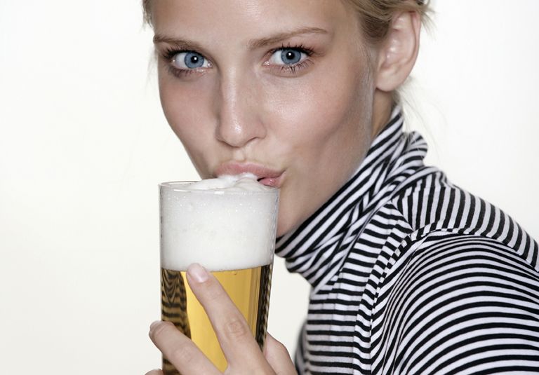 Nose, Lip, Beer, Hairstyle, Drinkware, Eyebrow, Drink, Eyelash, Beer glass, Alcohol, 