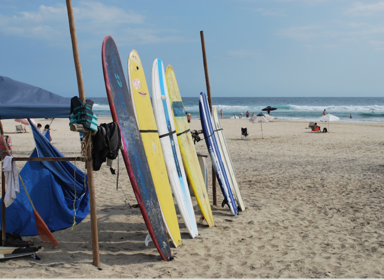 Surfing Equipment, Coastal and oceanic landforms, Surfboard, Sand, Tourism, Summer, Beach, Vacation, Shore, Boardsport, 