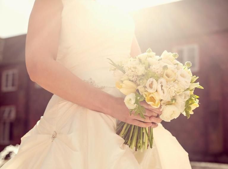Clothing, Petal, Yellow, Bouquet, Shoulder, Photograph, Dress, Flower, Wedding dress, Cut flowers, 