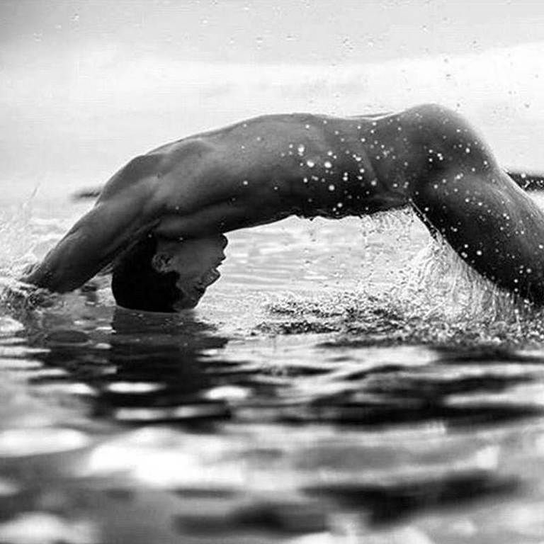 Fluid, Liquid, Muscle, Drop, Photography, Monochrome, Black-and-white, Snapshot, Monochrome photography, Swimming, 