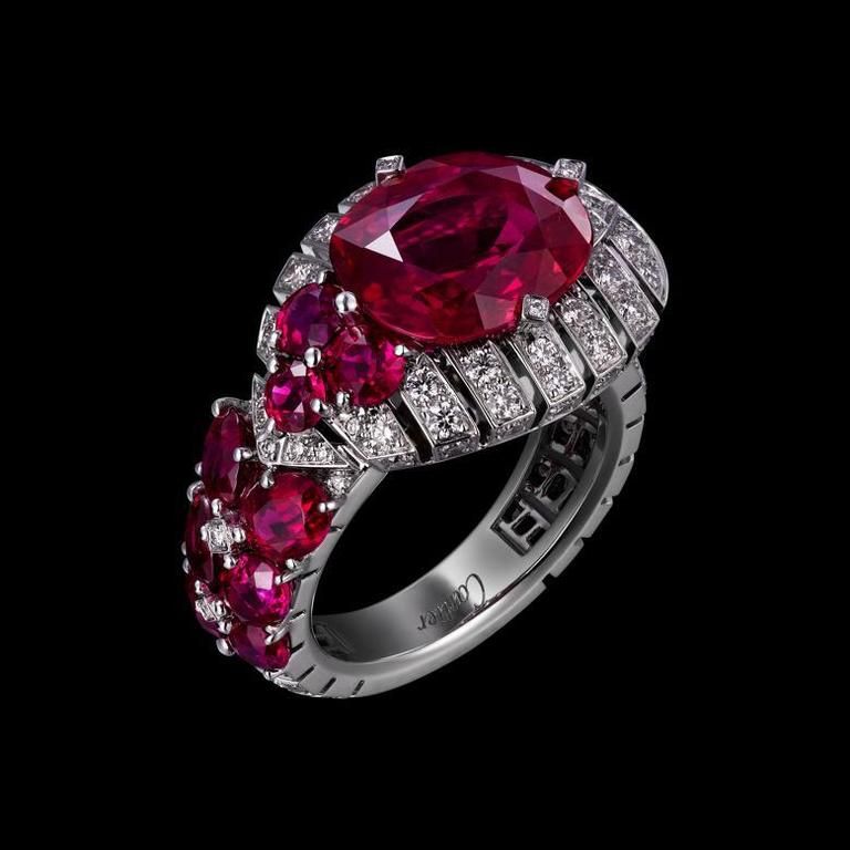 Jewellery, Pre-engagement ring, Magenta, Engagement ring, Ring, Fashion accessory, Pink, Violet, Purple, Diamond, 