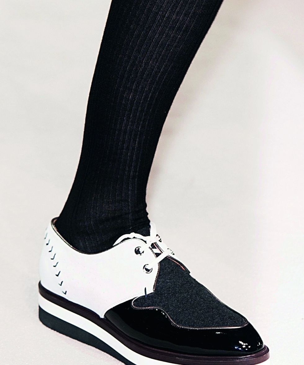 Footwear, White, Style, Black, Grey, Walking shoe, Plimsoll shoe, Nike free, Black-and-white, Skate shoe, 