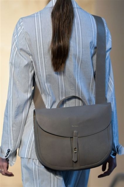 Product, Sleeve, Shoulder, Bag, Pocket, Luggage and bags, Fashion, Shoulder bag, Back, Beige, 