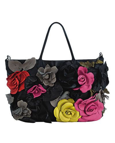 Bag, Style, Petal, Flowering plant, Shoulder bag, Luggage and bags, Rose family, Rose order, Garden roses, Rose, 