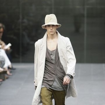Clothing, Hat, Outerwear, Style, Street fashion, Fashion, Fashion model, Sun hat, Blazer, Pocket, 