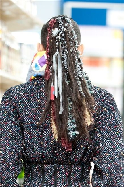 Hairstyle, Pattern, Style, Dreadlocks, Street fashion, Fashion, Black hair, Temple, Cornrows, Long hair, 