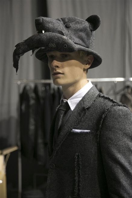 Hat, Collar, Coat, Dress shirt, Outerwear, Formal wear, Style, Headgear, Suit, Blazer, 