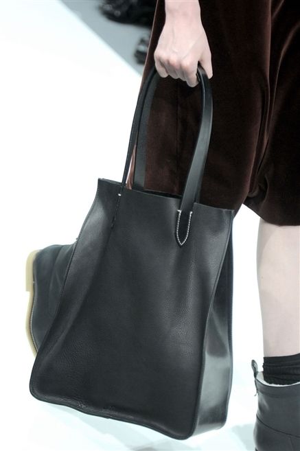 Brown, Product, Bag, Textile, Style, Leather, Shoulder bag, Fashion, Luggage and bags, Black, 
