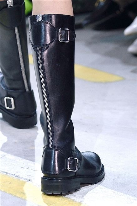 Riding boot, Boot, Black, Leather, Costume accessory, Knee-high boot, Street fashion, Rain boot, Synthetic rubber, Motorcycle boot, 